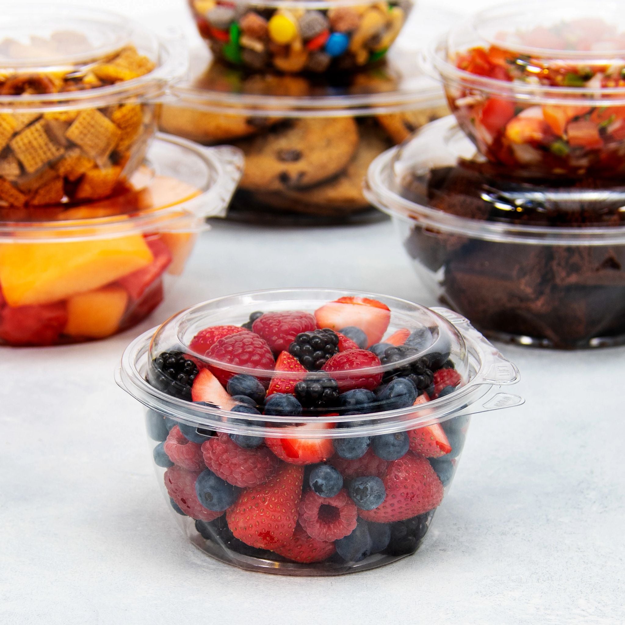 Dart SafeSeal PET Bowl w/ Dome Lid Clear 16 oz. Tamper-Resistant 4 / 60 cs